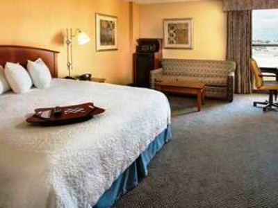 Hampton Hotel 3*